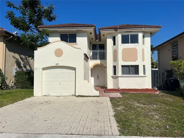 14137 SW 164th Ter, Miami, FL 33177