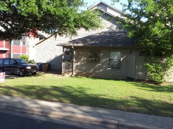 8807 Schick Rd APT D, Austin, TX 78729
