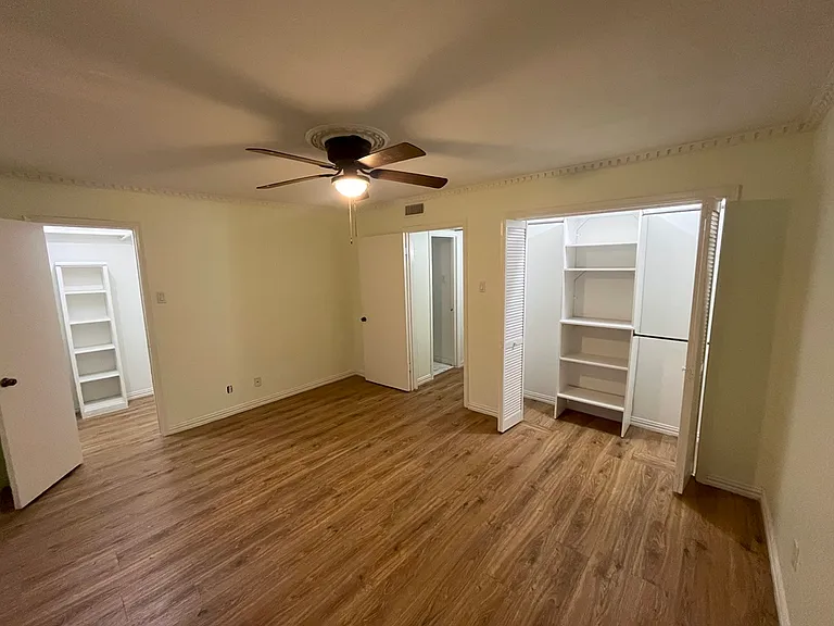 4209 Avondale Ave #208 — Photo 16
