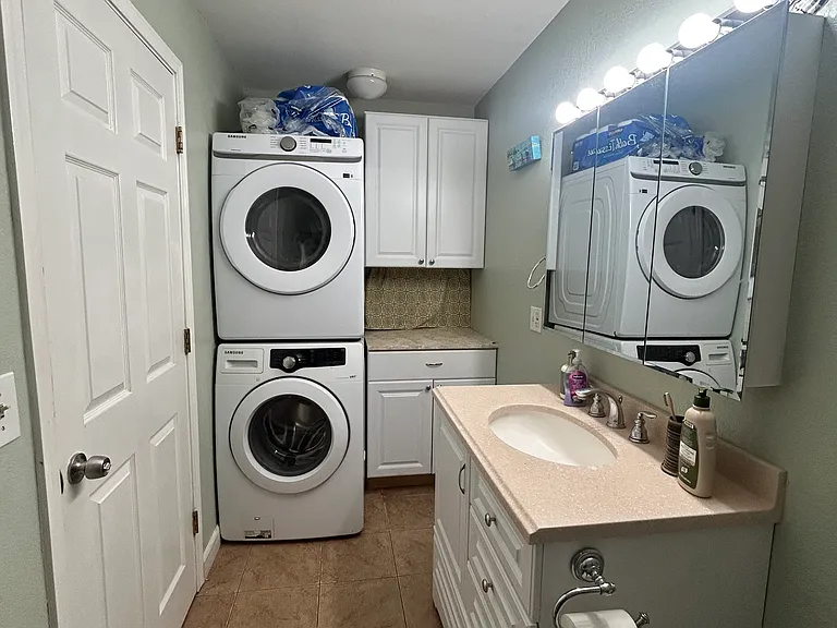 6437 E 31st Ave — Photo 7