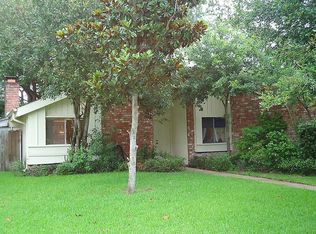 12726 Tennis Dr, Houston, TX 77099