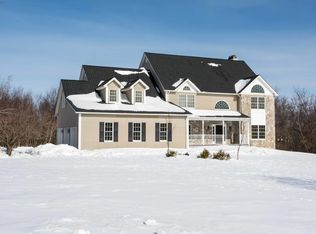 20 Ascot Dr, Long Valley, NJ 07853