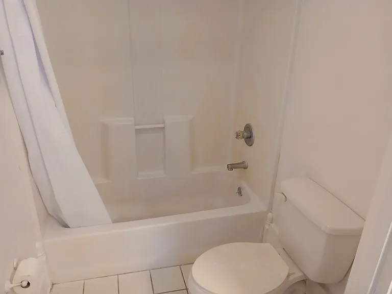 Main Bedroom Bathroom