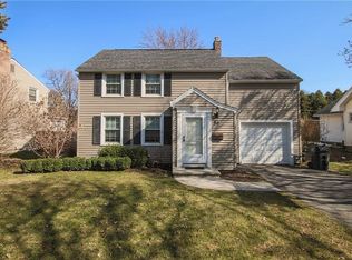 54 Brooklawn Dr, Rochester, NY 14618