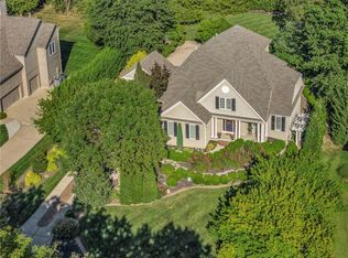 601 NW Riven Rock Trl, Lees Summit, MO 64081