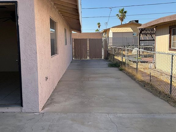 4th image of 1112 Sahuaro Dr