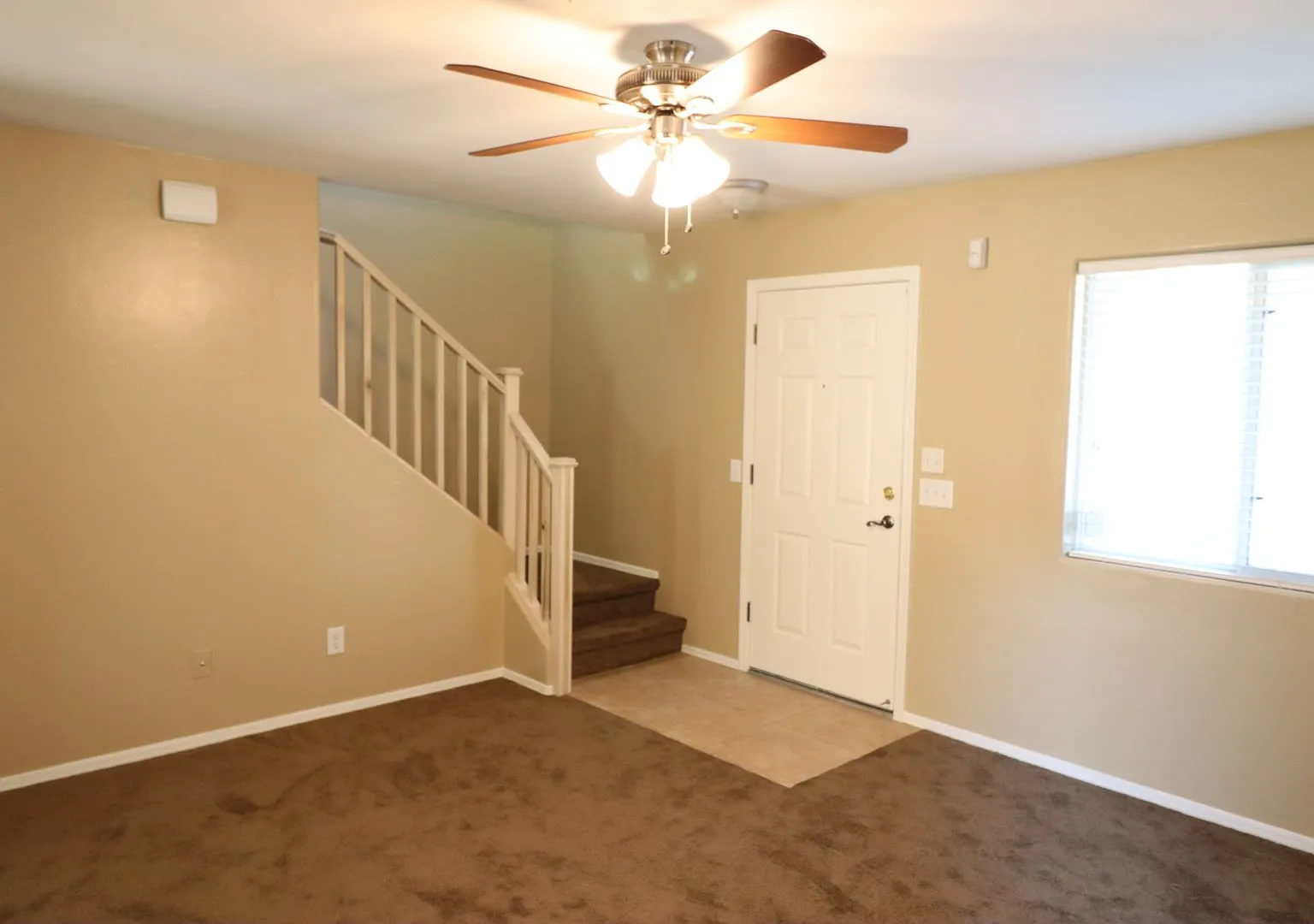 4264 E Babbling Brook Dr — Photo 4