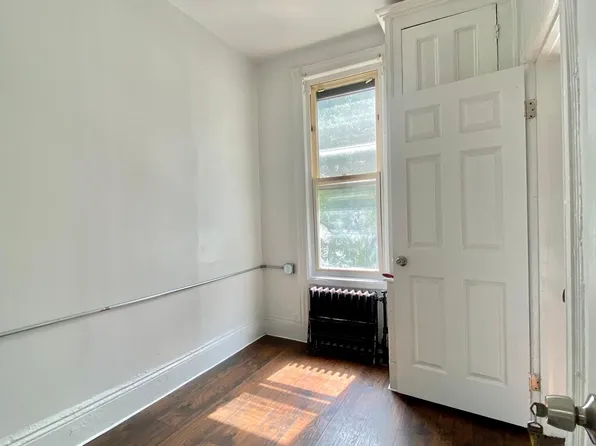 1179 Jefferson Avenue image 22 of 46