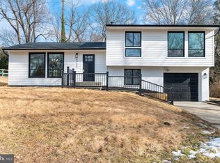 5233 Lightning View Rd, Columbia, MD 21045