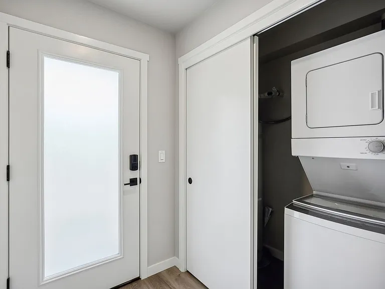 5480 NE 36th Ave — Photo 29