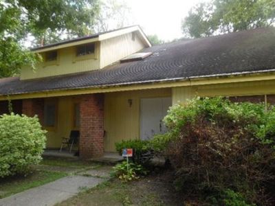 10 Melissa Dr, Farmingville, NY, 11738