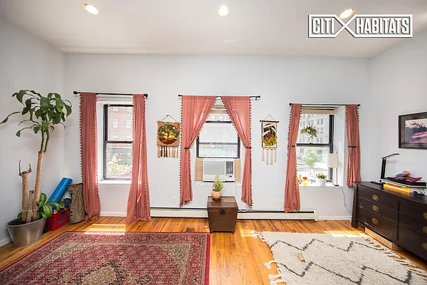 Rented by Citi Habitats | media 12