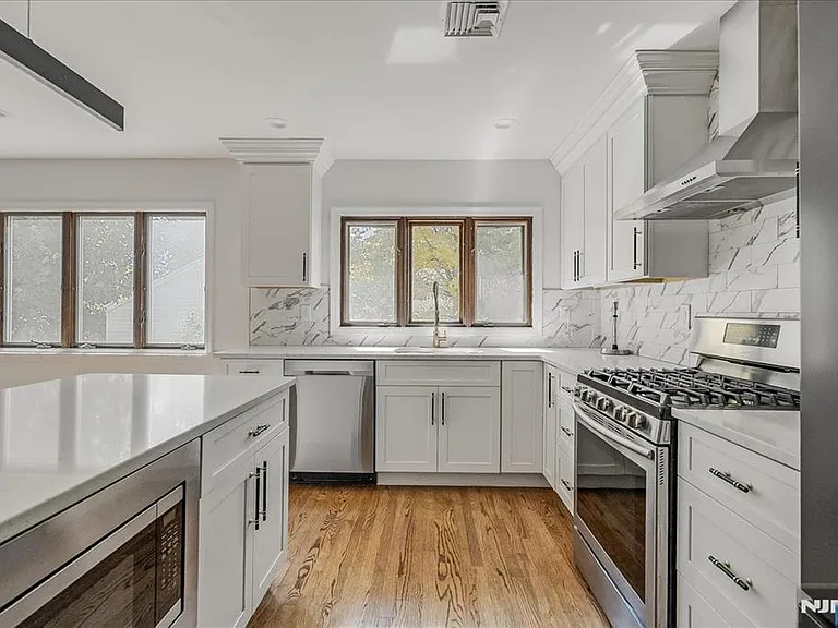 32 Brantwood Pl — Photo 9