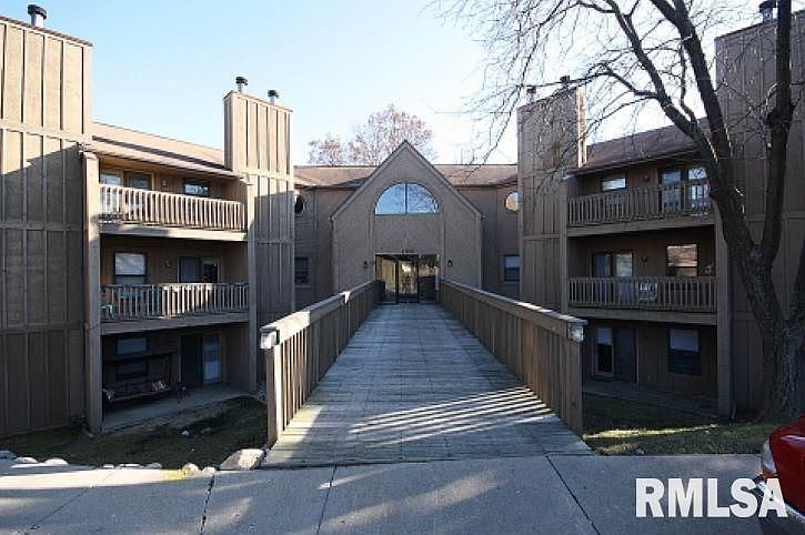 1st image of 2708 W Willowlake Dr