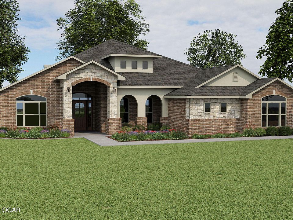 2nd image of 815 Silver Oaks Drive