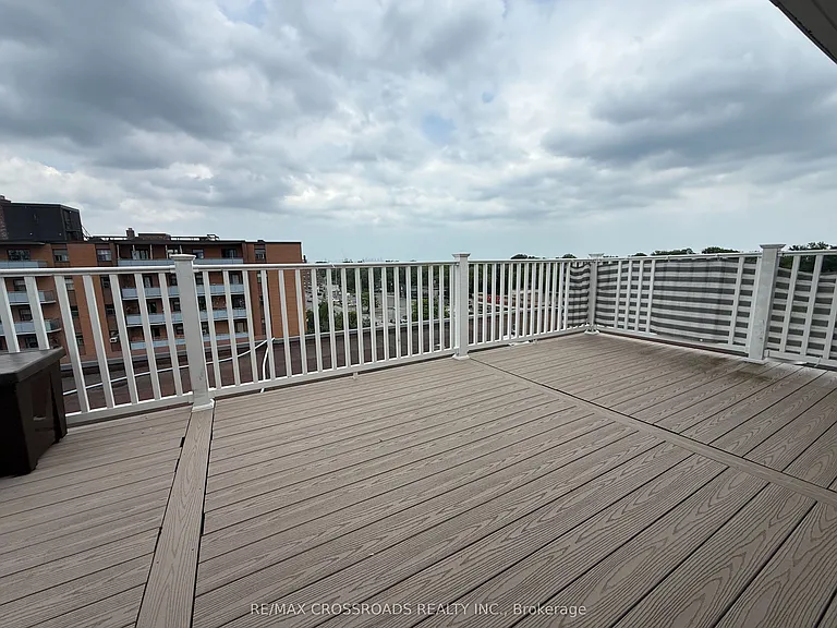 363 Lakeshore Rd E #804 — Photo 11