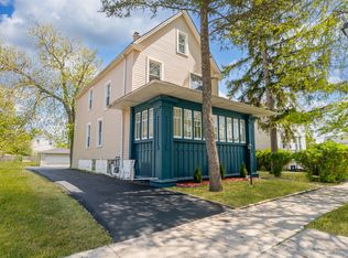 715 S 9th Ave, Maywood, IL