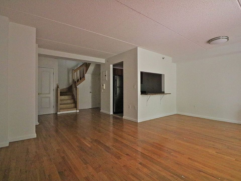 1st image of 10344 68th Ave APT C