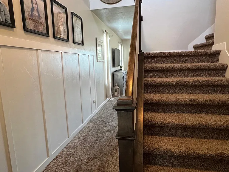 267 E Cordoba Dr — Photo 2