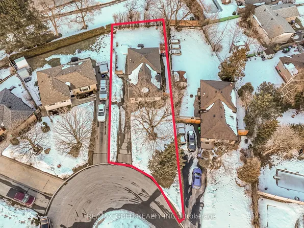 6 Eldon Ct, Brampton, ON L6T 2B9