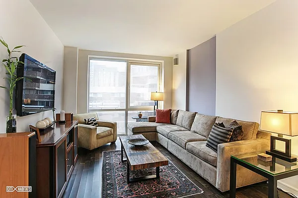 Rented by Citi Habitats | media 9