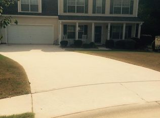143 Calico Loop, Grantville, GA 30220
