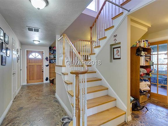 5th image of 6207 Meadow Lark Ln