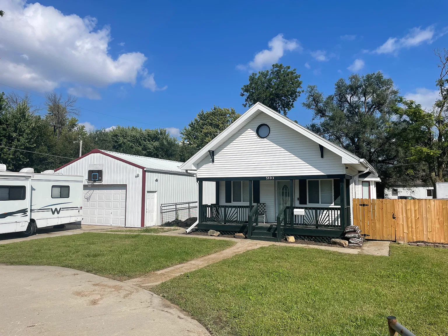 2 bed, 1188 sqft, $1,500 — Photo 2