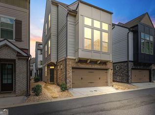 1062 Kirkland Cir, Smyrna, GA 30080