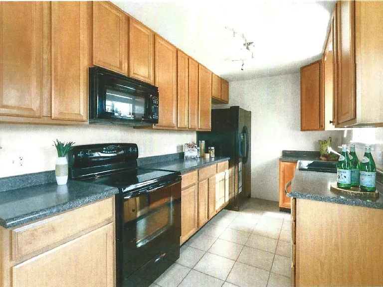 7270 W Yale Ave — Photo 7