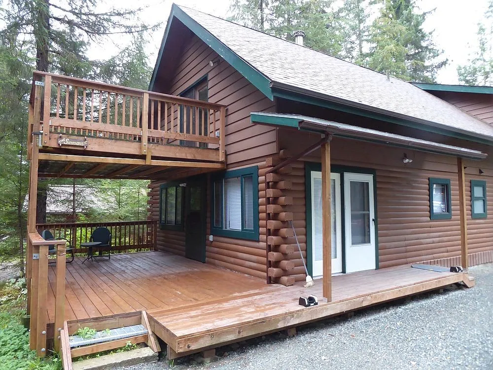 3 bed, 2.0 bath, 1440 sqft, $2,595 — Photo 1