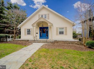 3378 Stephenson Pl NW, Washington, DC 20015