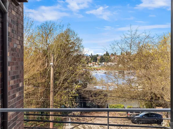 2920 Eastlake Avenue E #306, Seattle, WA 98102