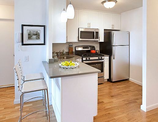 5th image of 355 S End Ave APT 2N