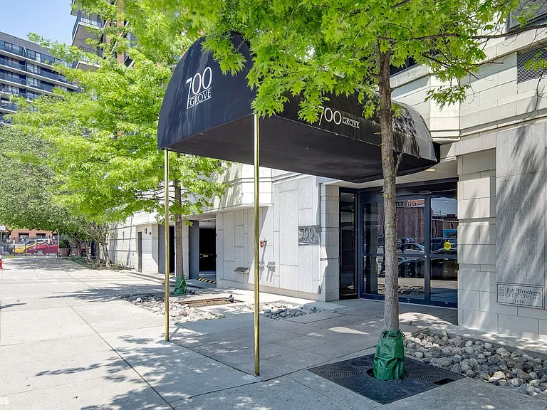 700 Grove St #11R — Photo 21