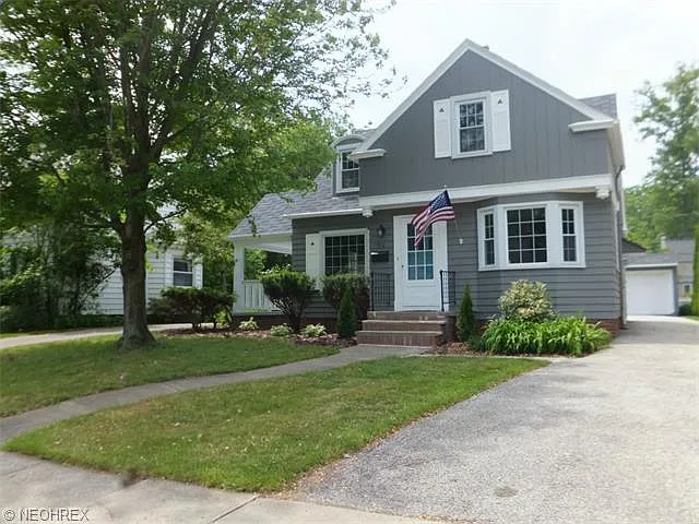 556 Juneway Dr photo 1