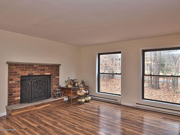 4th image of 107 Violet Pl