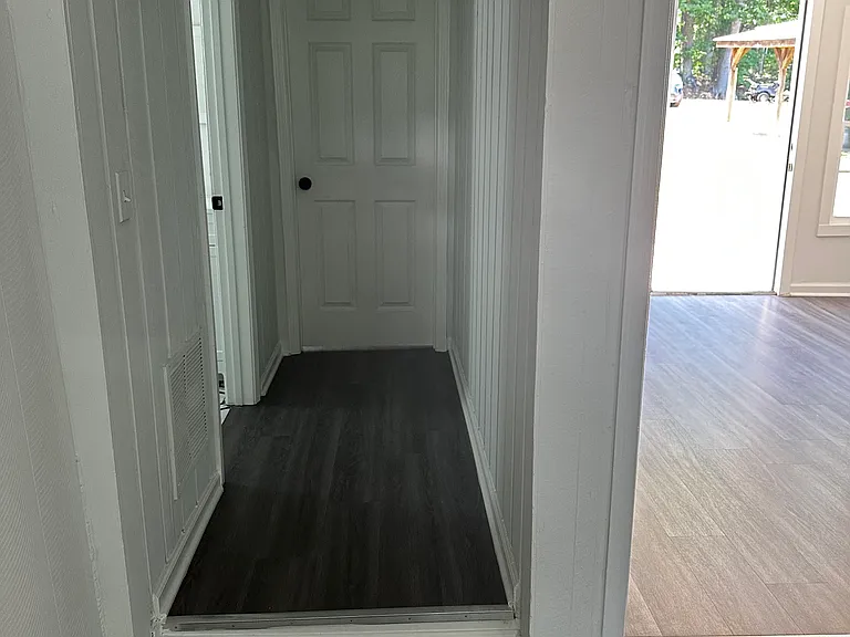 587 Main St — Photo 10