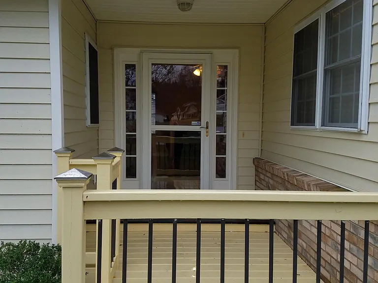 115 Creeks End Cir — Photo 2