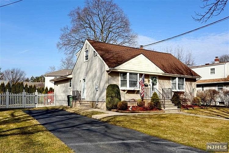 263 Hoppers Ln, Paramus, NJ 07652 Zillow