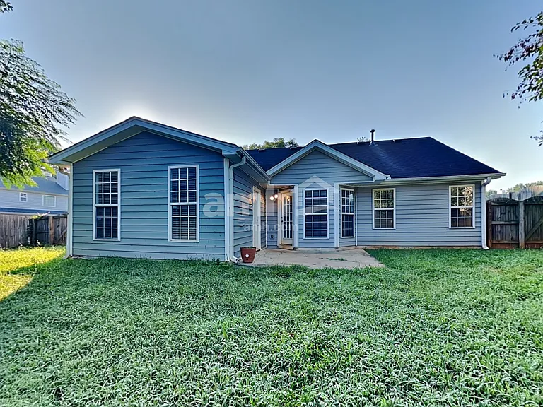 360 Dunagan Dr — Photo 21