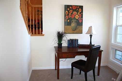 5th image of 3801 Kenwood Ave