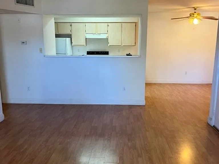 1150 N Buffalo Dr #2017 — Photo 8