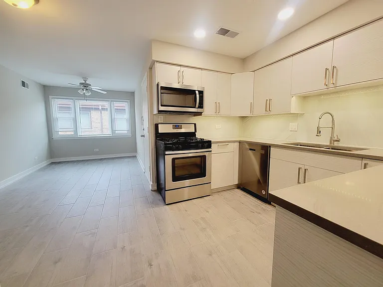 8436 W Windsor Ave #2 — Photo 9