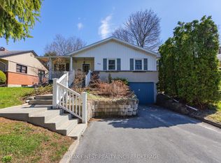 316 Glengarry Rd, Kingston, ON K7M 3J9