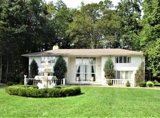 32049 Gates Mills Blvd, Pepper Pike, OH 44124