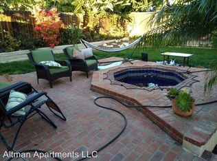 24 Packet Rd, Rancho Palos Verdes, CA 90275