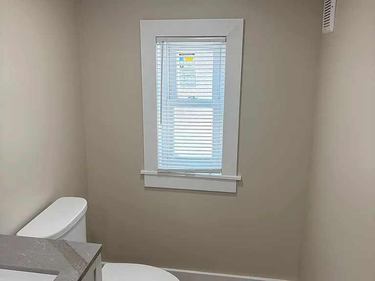 948 W Chew St — Photo 11
