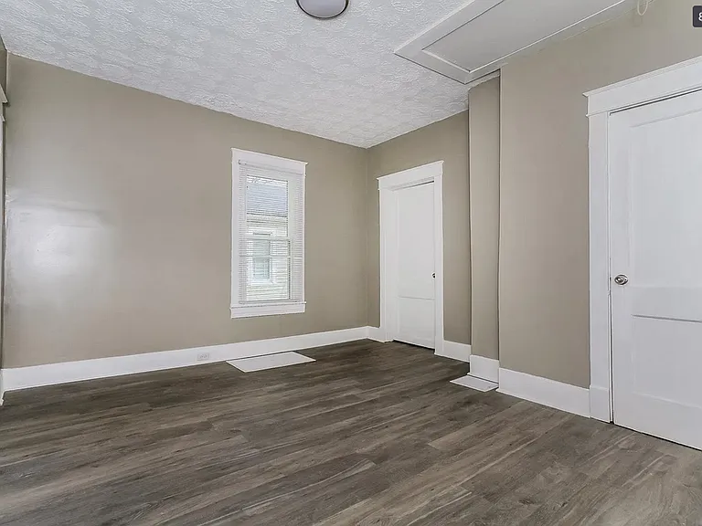 1143 Louis Coleman Jr Dr — Photo 10