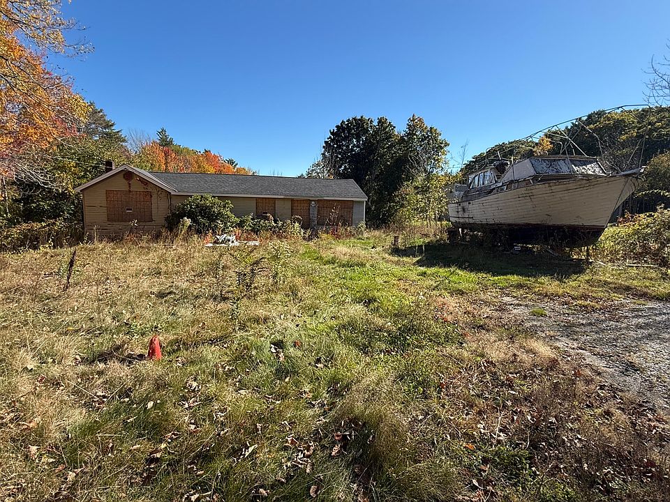 2nd image of 54 Beech Hill Road